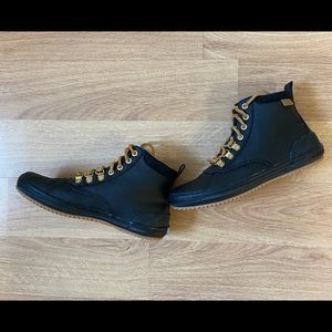 Keds Scout size 5.5 black with suede laces